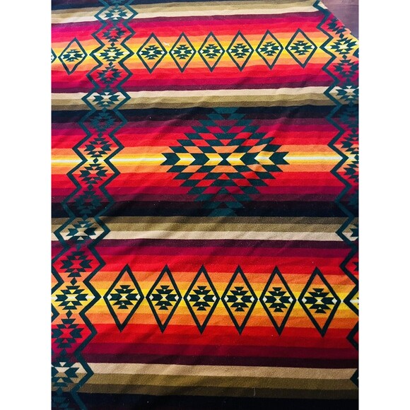 Vintage Pendleton Wool Beaver State 87”x87”Aztec Pattern Reversible Made in USA - Picture 1 of 8